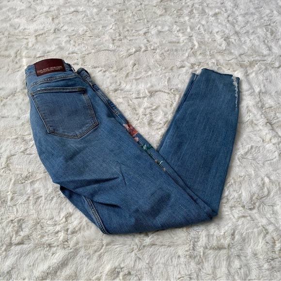 Zara Women's Size 2 Blue Distressed Skinny Jeans - Picture 1 of 6